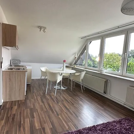 Strandnahe Schilksee